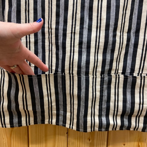🌈 Madewell Vertical Striped Top w/ Front Pockets - Picture 3 of 5